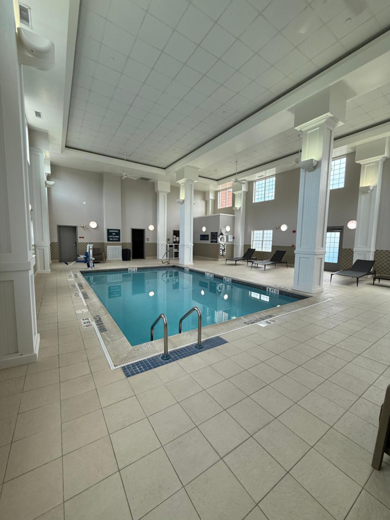 Four Points By Sheraton Bedford Manchester Airport Екстер'єр фото