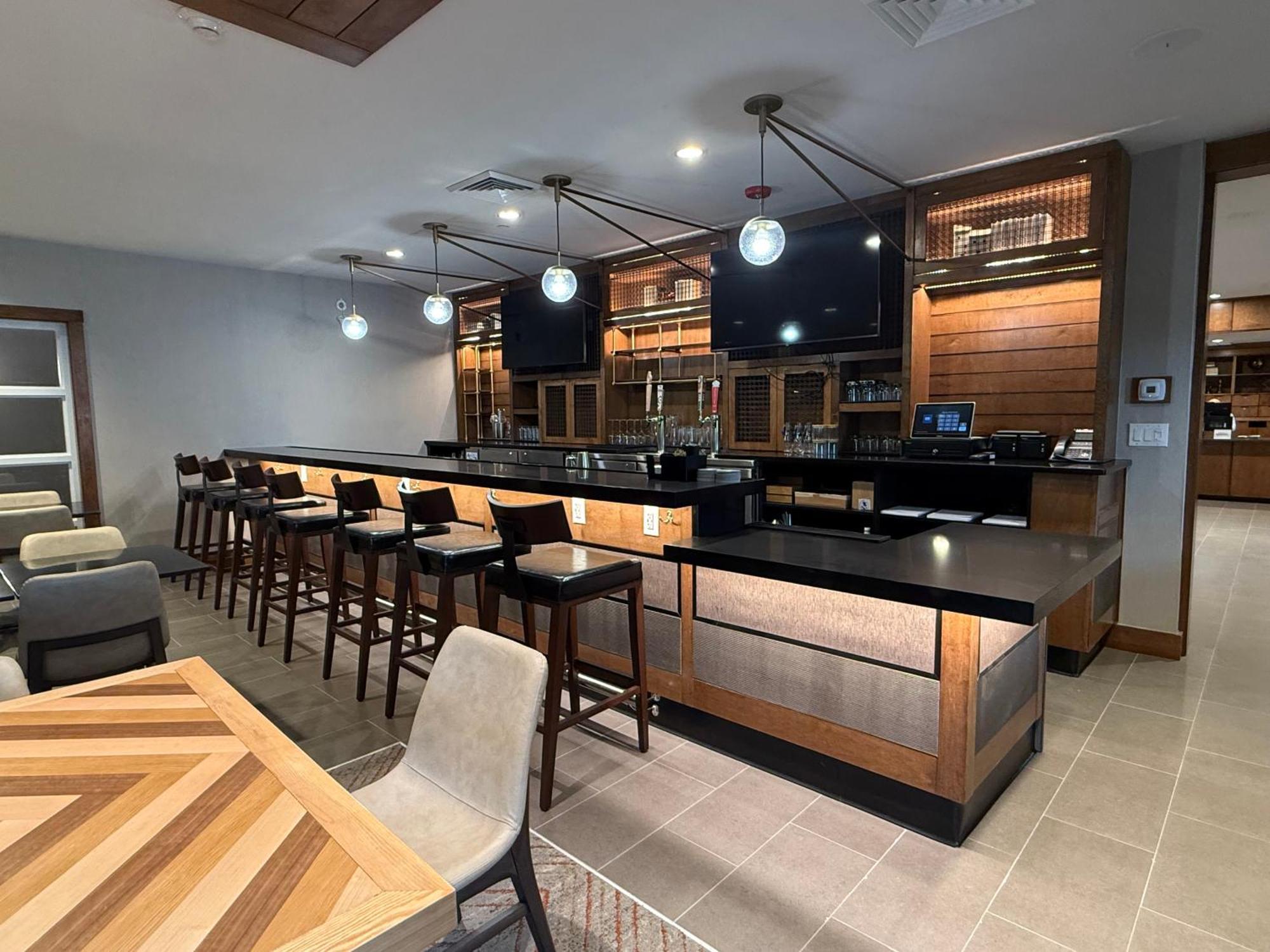 Four Points By Sheraton Bedford Manchester Airport Екстер'єр фото