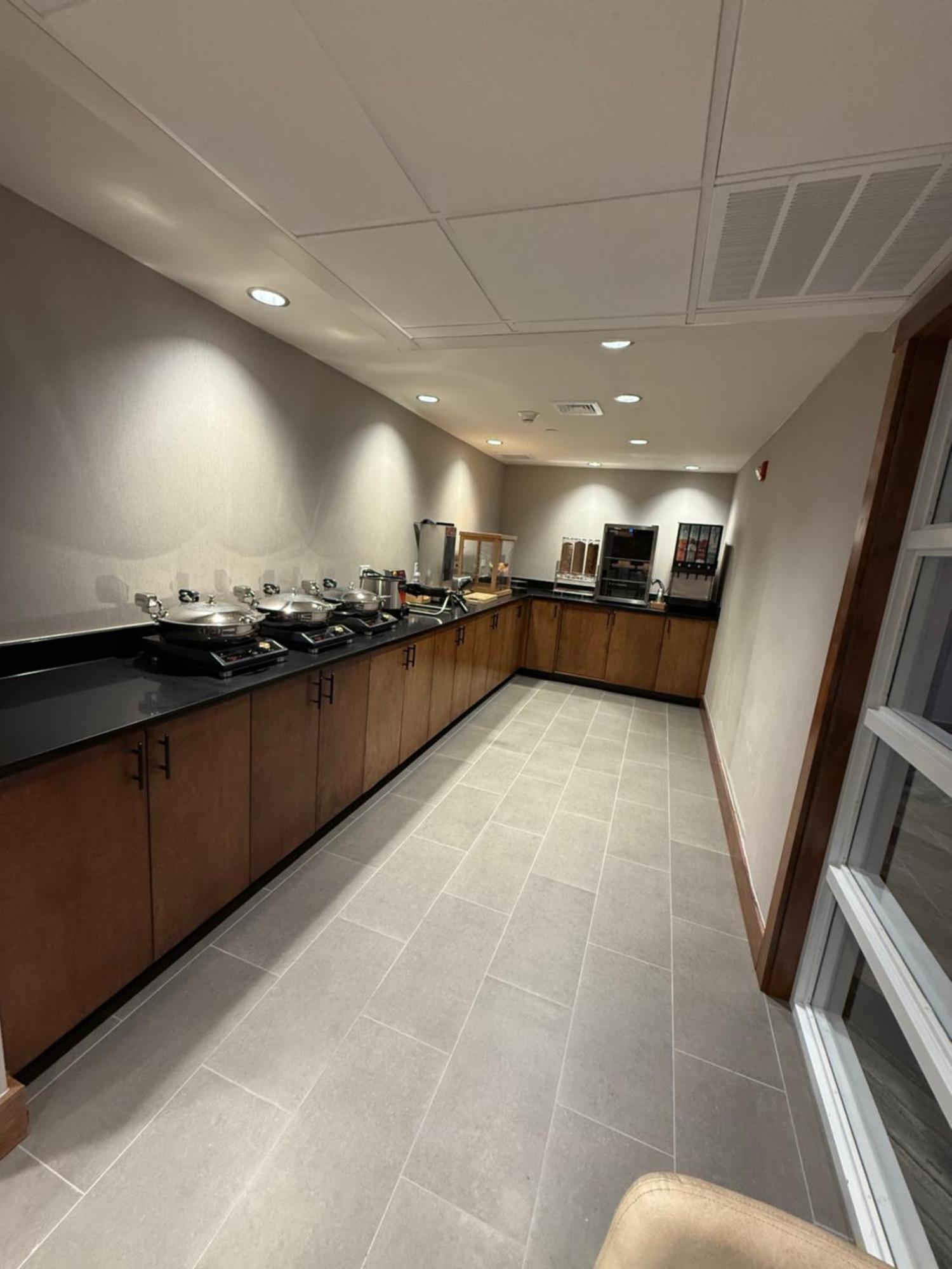 Four Points By Sheraton Bedford Manchester Airport Екстер'єр фото